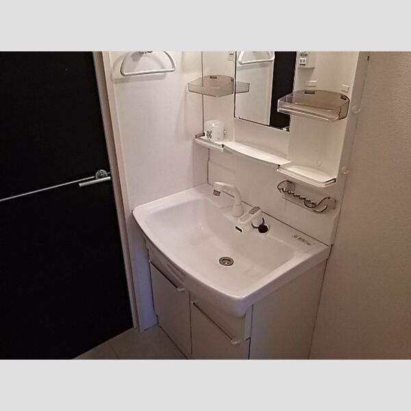 フェリーチェ　ヴィータ　C 洗髪洗面化粧台