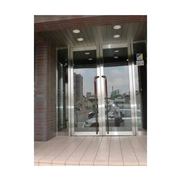 メゾン南多摩302号室 エントランス