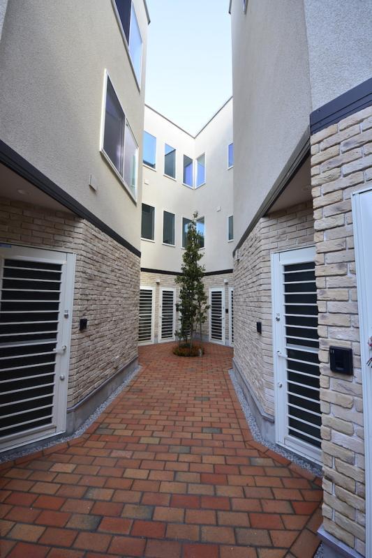 中野坂上テラス03号室 エントランス