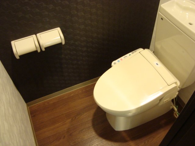 グローベリー日吉 ＷＣアクセントクロス