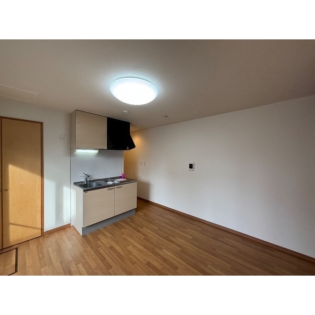 リブレス新河岸Ⅴ　旧新河岸元寮101号室 リビング