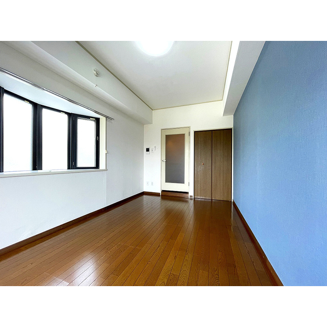 エクレール砧404号室 二面採光！陽当たり良好で明るいお部屋です。