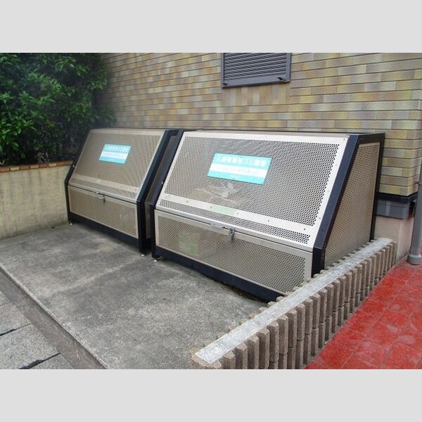 ルヴァン コート　壱番館 ゴミストッカー