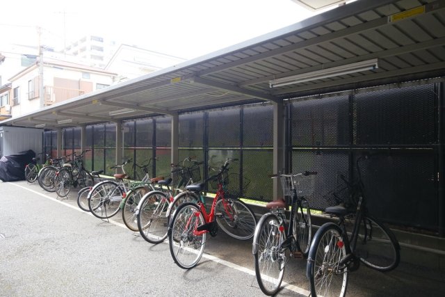 ルーブル中馬込　壱番館3階 駐輪場