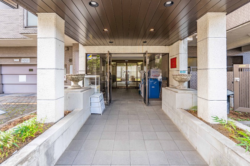 クレアハウス壱番館 エントランス