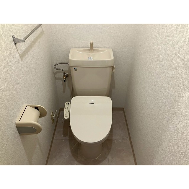 デネブ・スワン201号室 温水洗浄便座