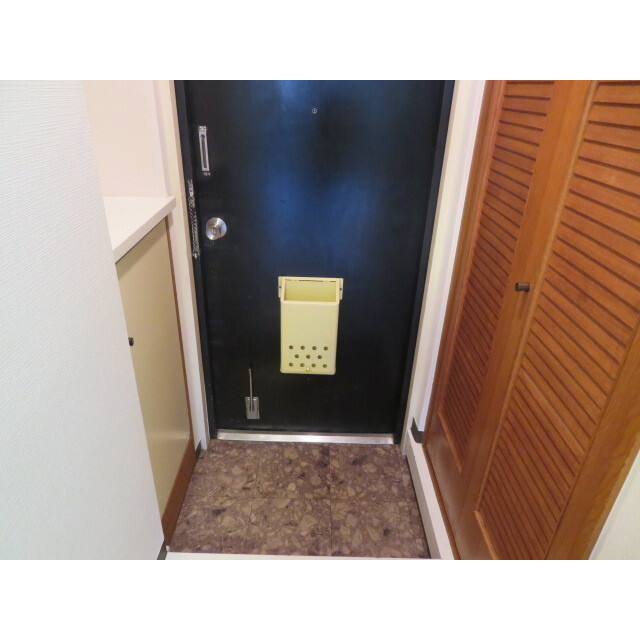 ハイツ横川1階 玄関