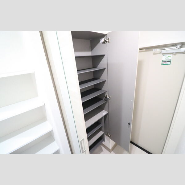 ベルヴィル シューズボックス