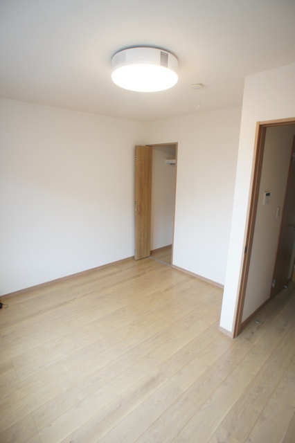 ルミエール・エタンセル　サンク0204号室 日当たり良好