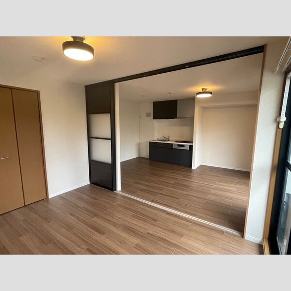 オーシャンヒルズ　FGG305号室 洋室