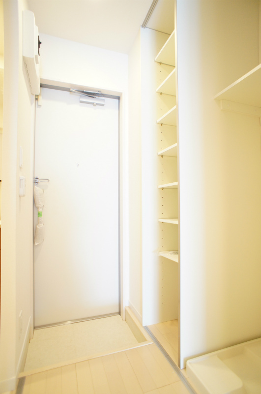 リブリ・サンシャイン日光 玄関