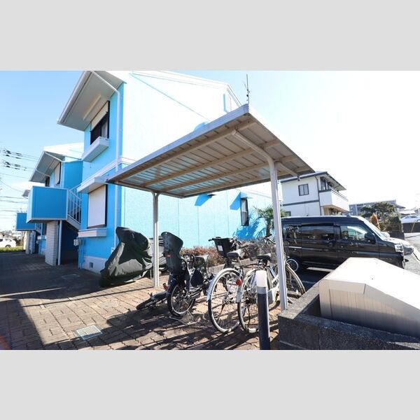 エミーハイツ 駐輪場