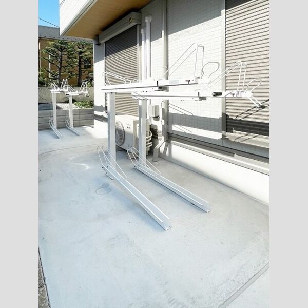 ルリアン江戸川 駐輪場