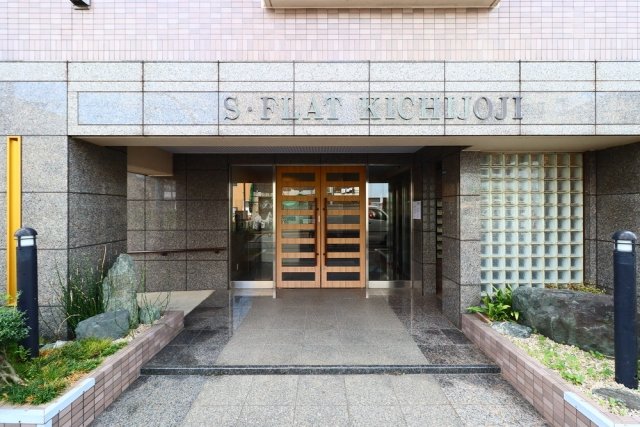 Ｓ・フラット吉祥寺2階 エントランス