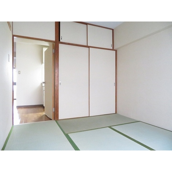 滝野川フラワーハイツ0402号室 和室1