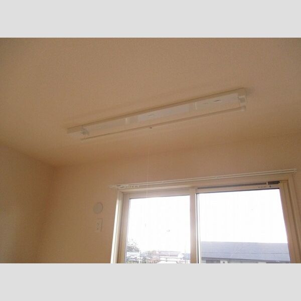 D-ROOM West205号室 室内物干し