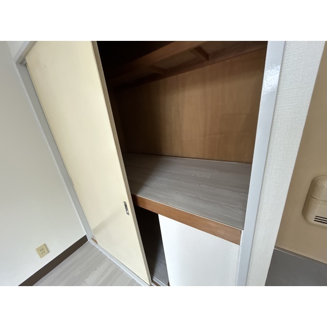 サンライズトヨダ201号室 内観