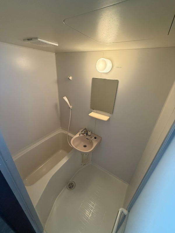 フローラマツノⅡ ゆったりバスルーム♪　２点ユニット