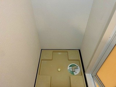 グリフィン横浜・ルミエール 室内洗濯機置場