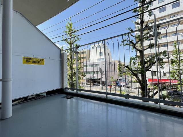 日神パレス東高円寺 バルコニー