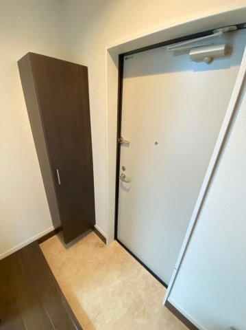 Bay maison 汐入301号室 玄関