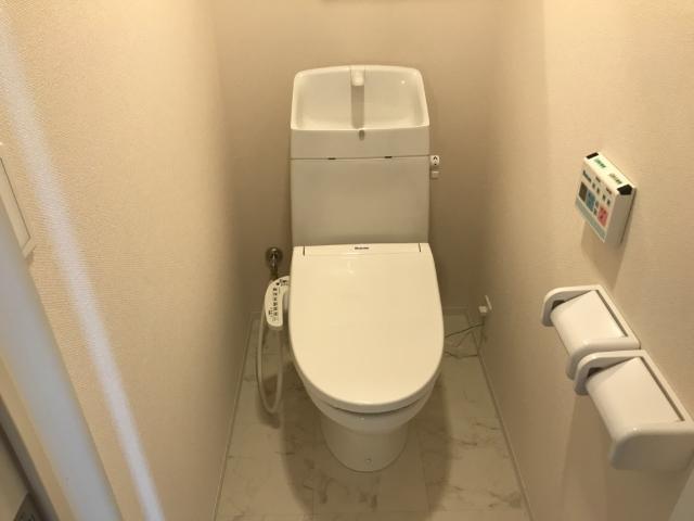 川口市大字安行領根岸　アパート新築工事202号室 シャワー付トイレ（イメージ）