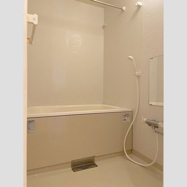 SOLARE横浜410号室 お風呂