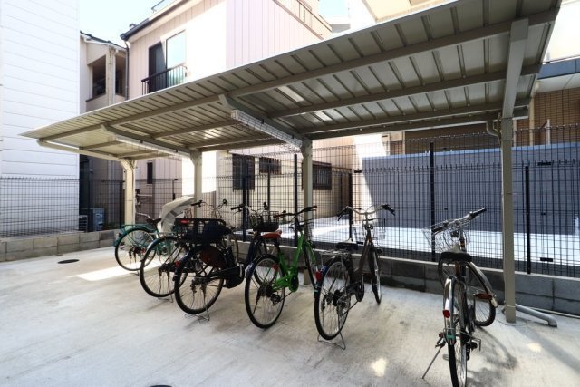 パークサイド東陽7階 駐輪場