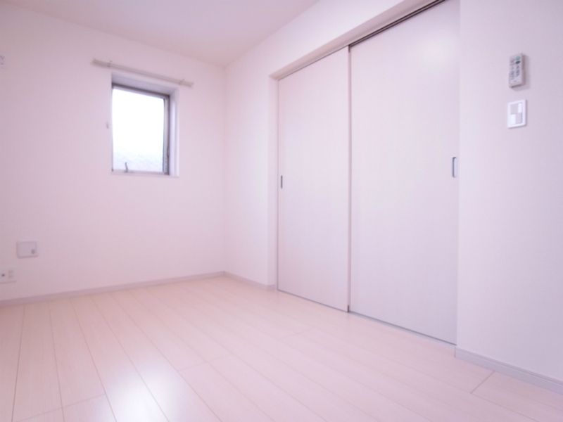 リブリ・デエム 寝室