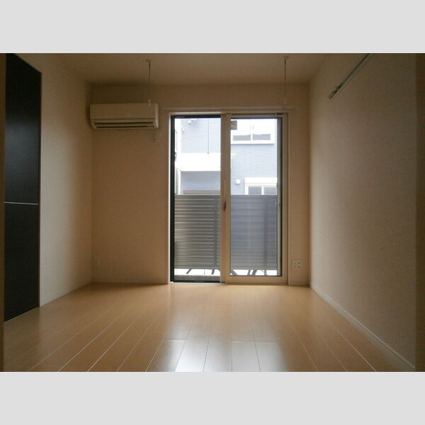 アーバンライフ Ⅱ 洋室6帖