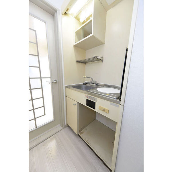 ゼフィランサス橋本0203号室 キッチン