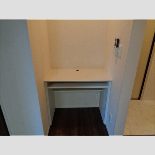 フランボワーズ中島210号室 ワークスペース