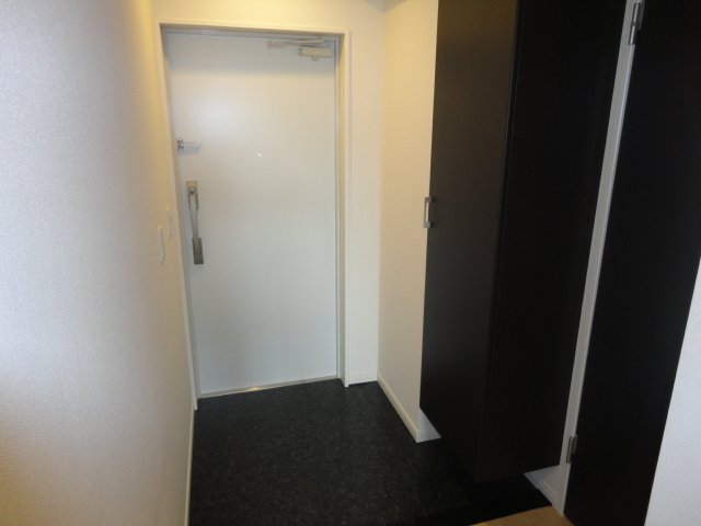 Ｂｌａｎｃ・Ｌｅｙｓｉｎ（ブラン・レザン） 玄関(下足箱)