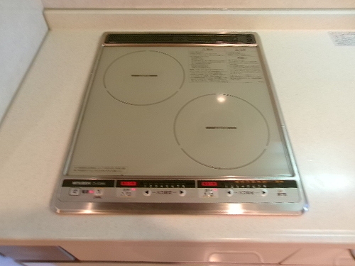 フェリース横濱 ＩＨクッキングヒーター　※2023年8月撮影