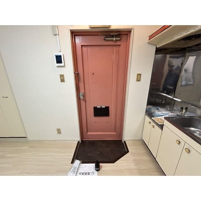 シェソワ赤山 玄関