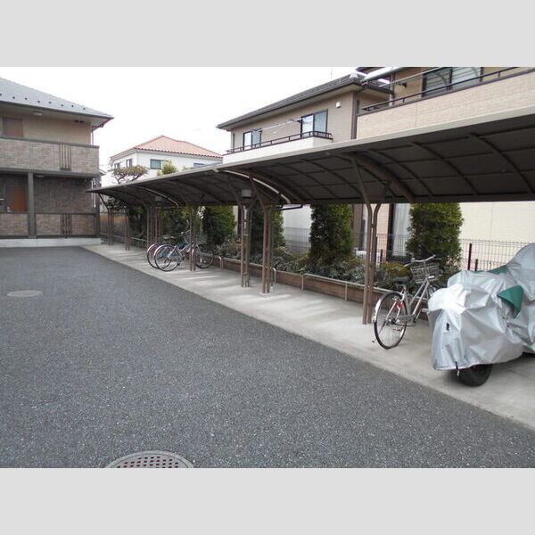 エストモナリエ105号室 駐輪場です!