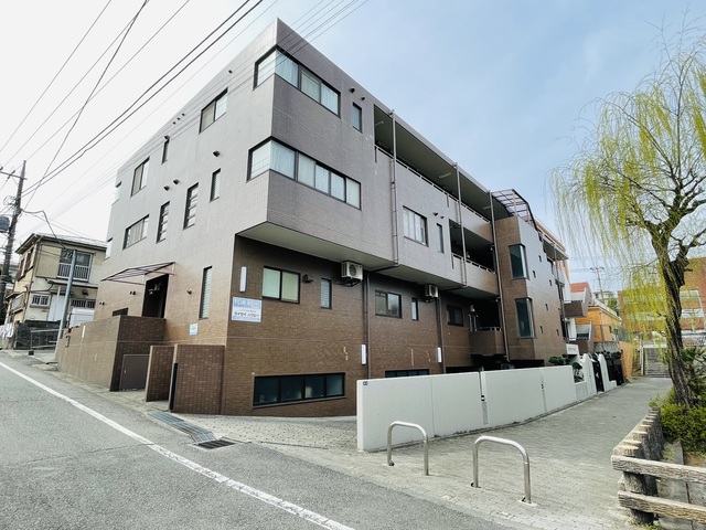 ロイヤルパークヒル 外観