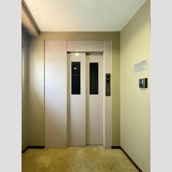 イレール並木 エレベーター