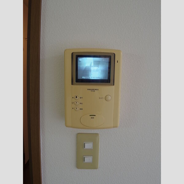 ピアハイツ101号室 TVインターホン