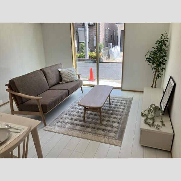 マイホームネクスト柏松ケ崎　2号棟 リビング