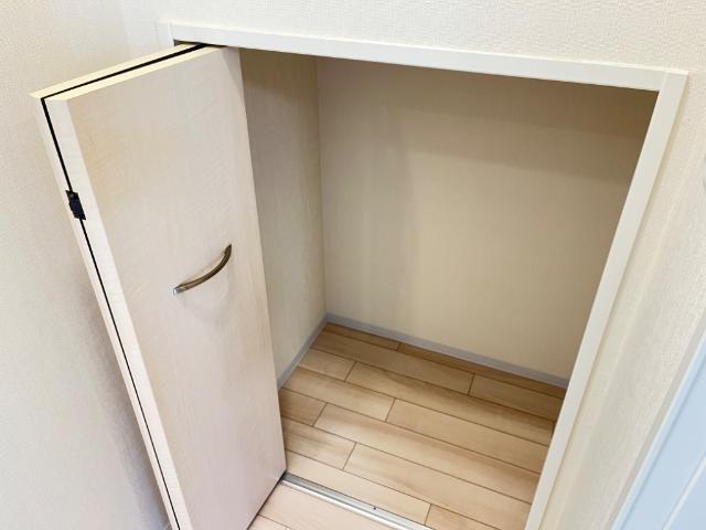 フェリーチェ101号室 収納