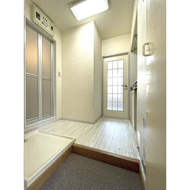 相川マンション202号室 玄関