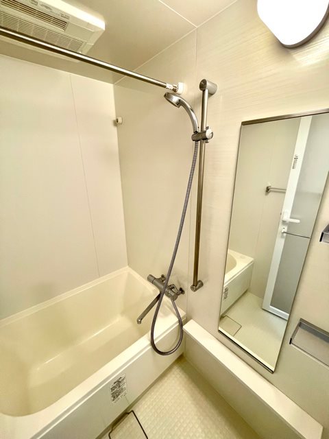 レジディア三軒茶屋Ⅲ8階 お風呂