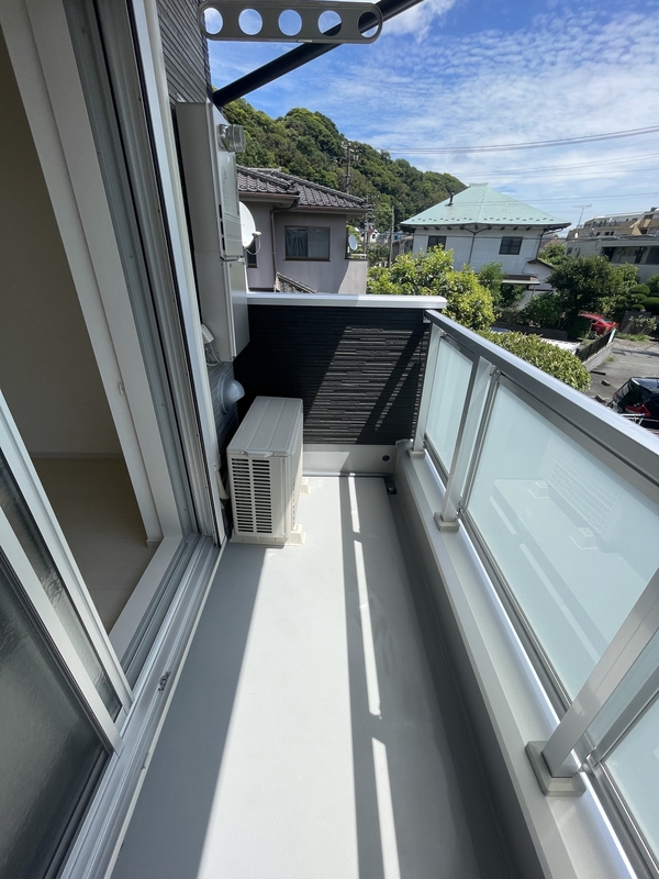 リブリ・根岸Ⅲ3階 バルコニー