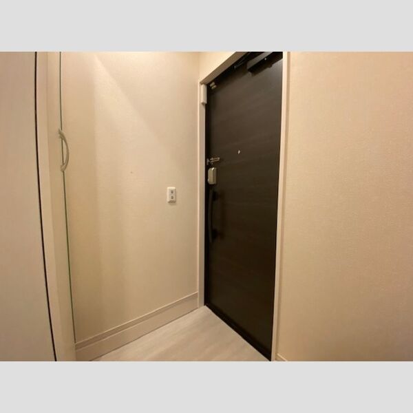 アムール東向島101号室 玄関