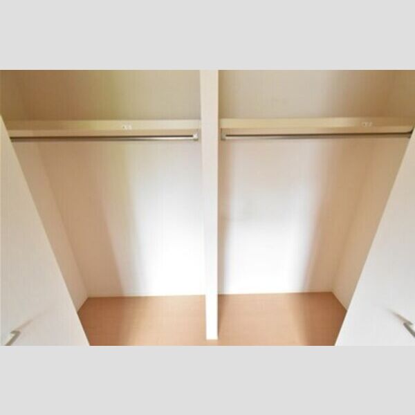 ハイネスCDFE　F クローゼット