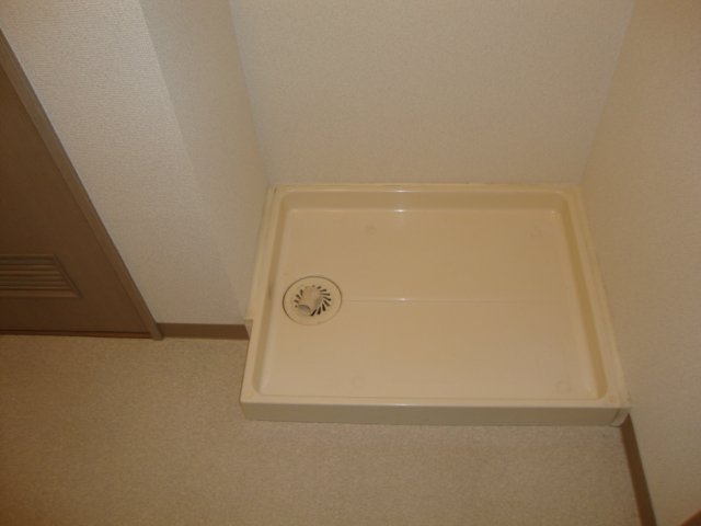 セントラルハイツ海老名105号室 洗濯機置場