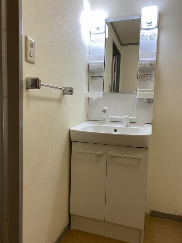 グランメール成城3階 洗面所