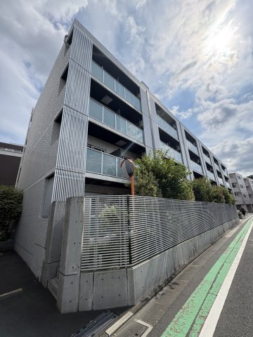 プレール・ドゥーク千歳烏山 外観