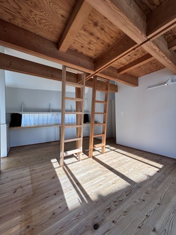 浜竹貸家0001号室 null